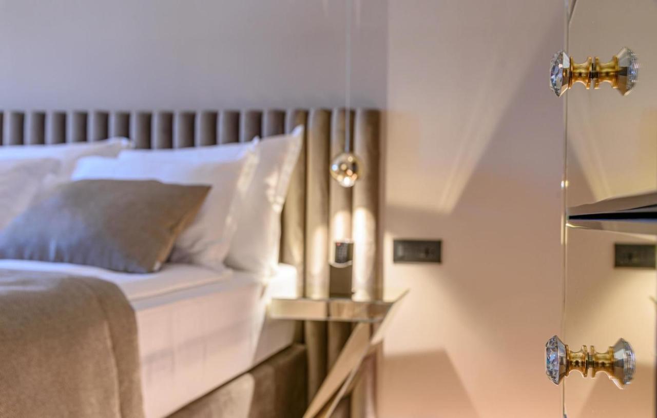 Lumiere Luxury Rooms Split Bagian luar foto
